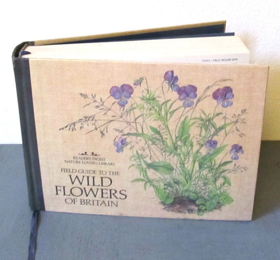 Vintage Readers Digest Field Guide to the wild flowers of
