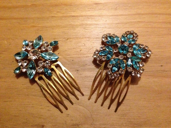 Blue Vintage winter  bridesmaid Gift: Diamanté   Combs Snowflake Flower Bridesmaid gifts Winter