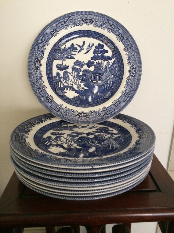 Replacements Willow Pattern Churchill China by VintageDotDotDot