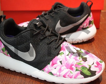 nike roshe run floral rouge