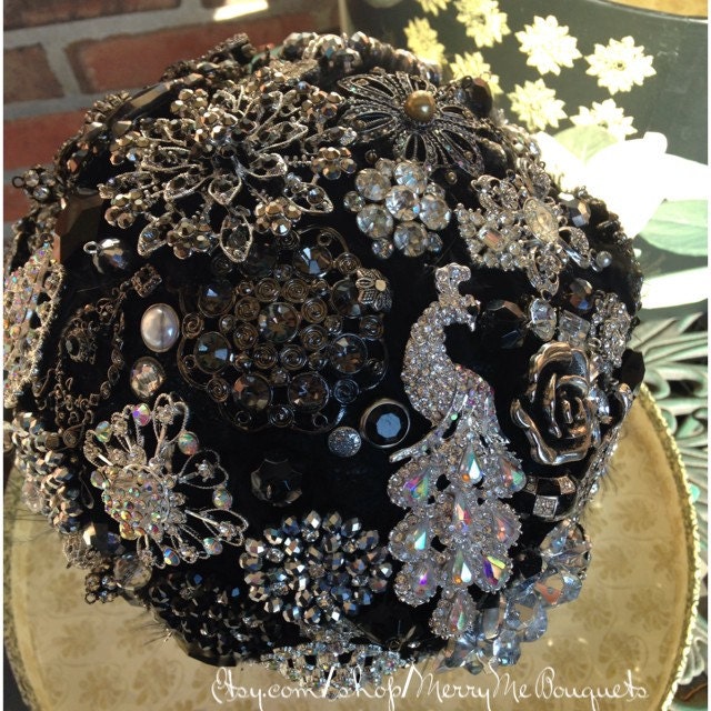 Custom 7 inch or 8 inch Brooch Bouquet. Wedding keepsake. Heirloom bouquet. 