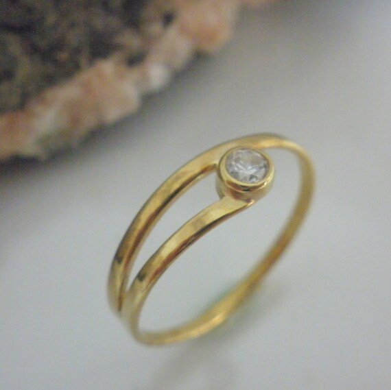 Color Select a color 14k yellow gold 14k white gold 14k rose gold