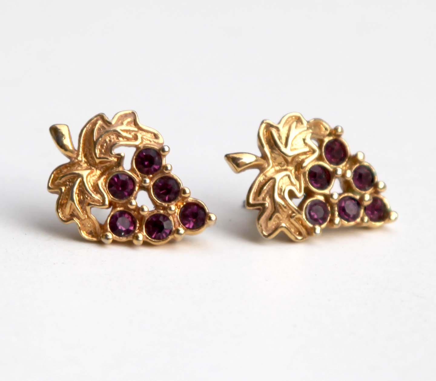 AVON Vintage Grape Bunch Gold Tone Colourful Earrings Purple Crystals