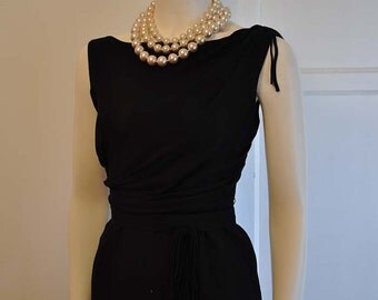 1950s dress / Vintage 50's Dress Black Ruched with Bow Shoulder and Belt