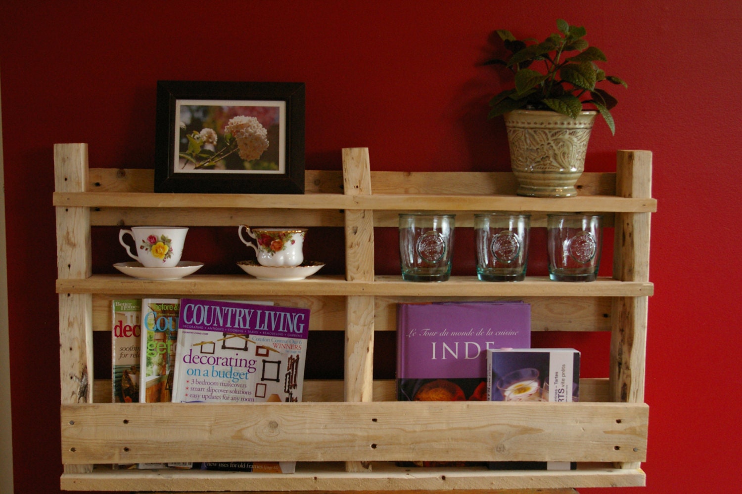 Tablette en bois de palettes recyclées par BoutiqueRenaissance