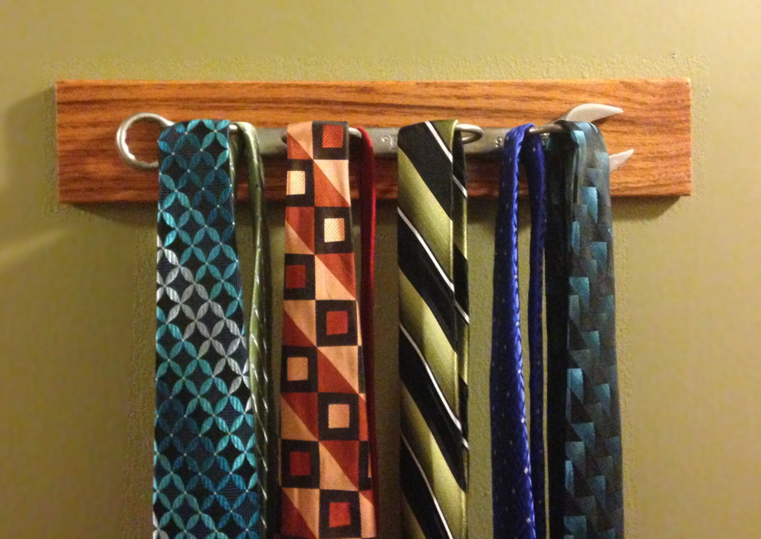 Tie Rack / Necktie Holder