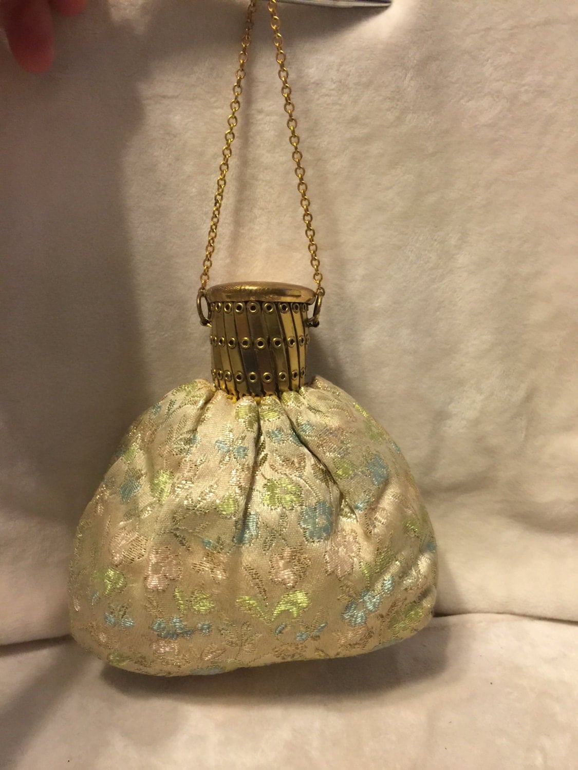 Vintage Gate Top Beggars Purse by TheAgeinVintage on Etsy