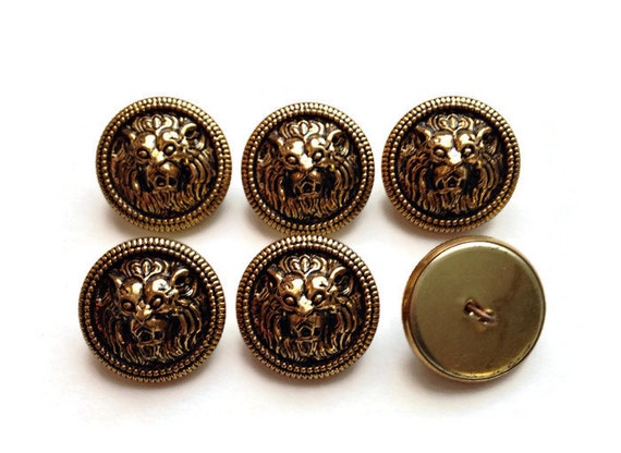 Vintage Button Lot large lion's head buttons shank
