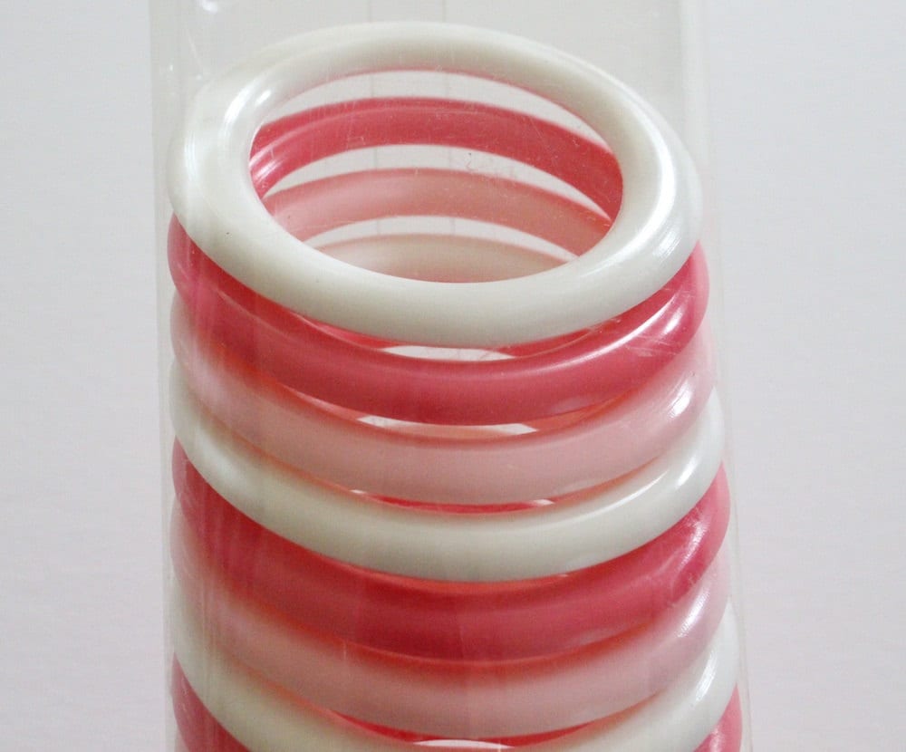 36 Wrights 2 Plastic Rings for Crafts NIP 12 each