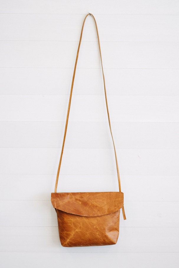 Saddle Brown Leather Hand Bag // mini bucket bag