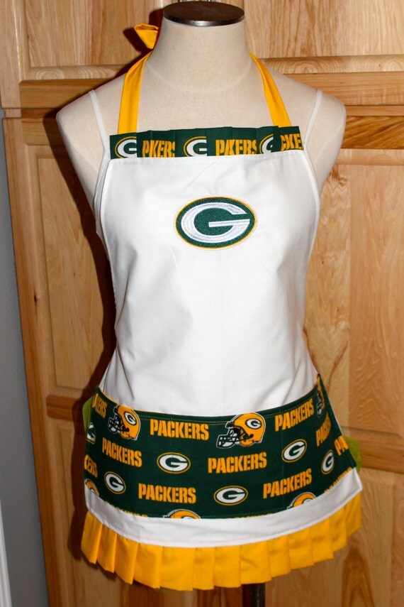 Items similar to Green Bay Packers Apron Ready to Ship on Etsy