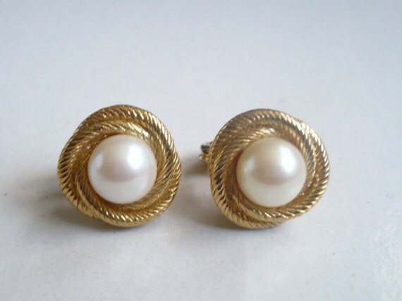 vintage earrings clip