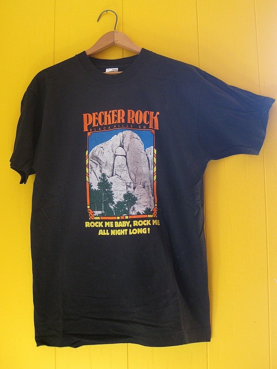 Sturgis T Shirt Vintage Biker Pecker Rock Black Hills