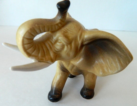 lefton elephant figurine