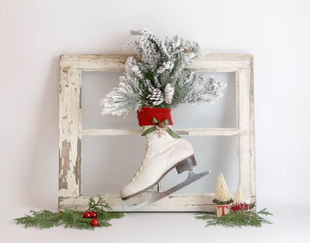 Christmas Ice Skate Decoration vintage white ice skate green Christmas Ice Skate Decoration vintage white ice skate green
