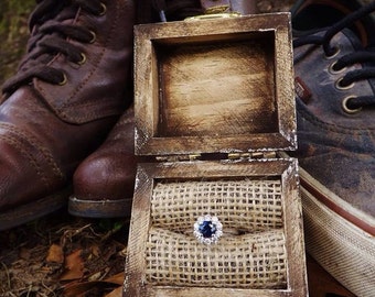 Alternative engagement ring boxes