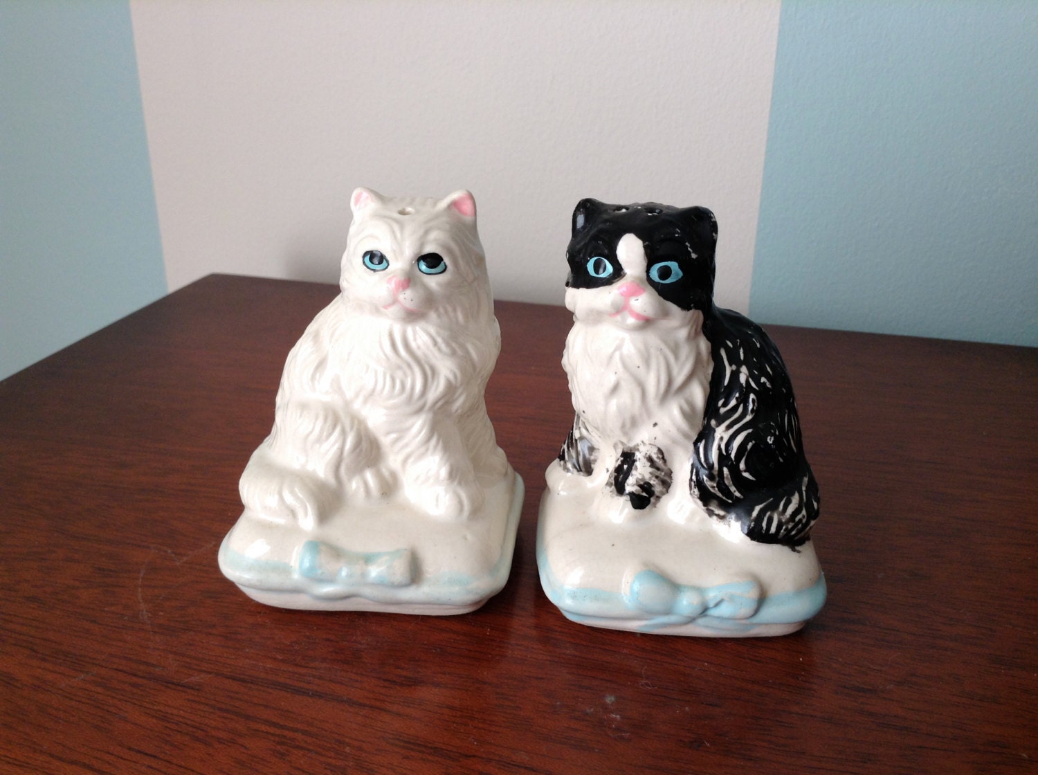 White Cat Black Cat Salt and Pepper Shakers – Haute Juice