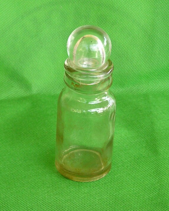 Antique Little Boy Blue Laundry Bluing Glass Bottle w/ Hollow