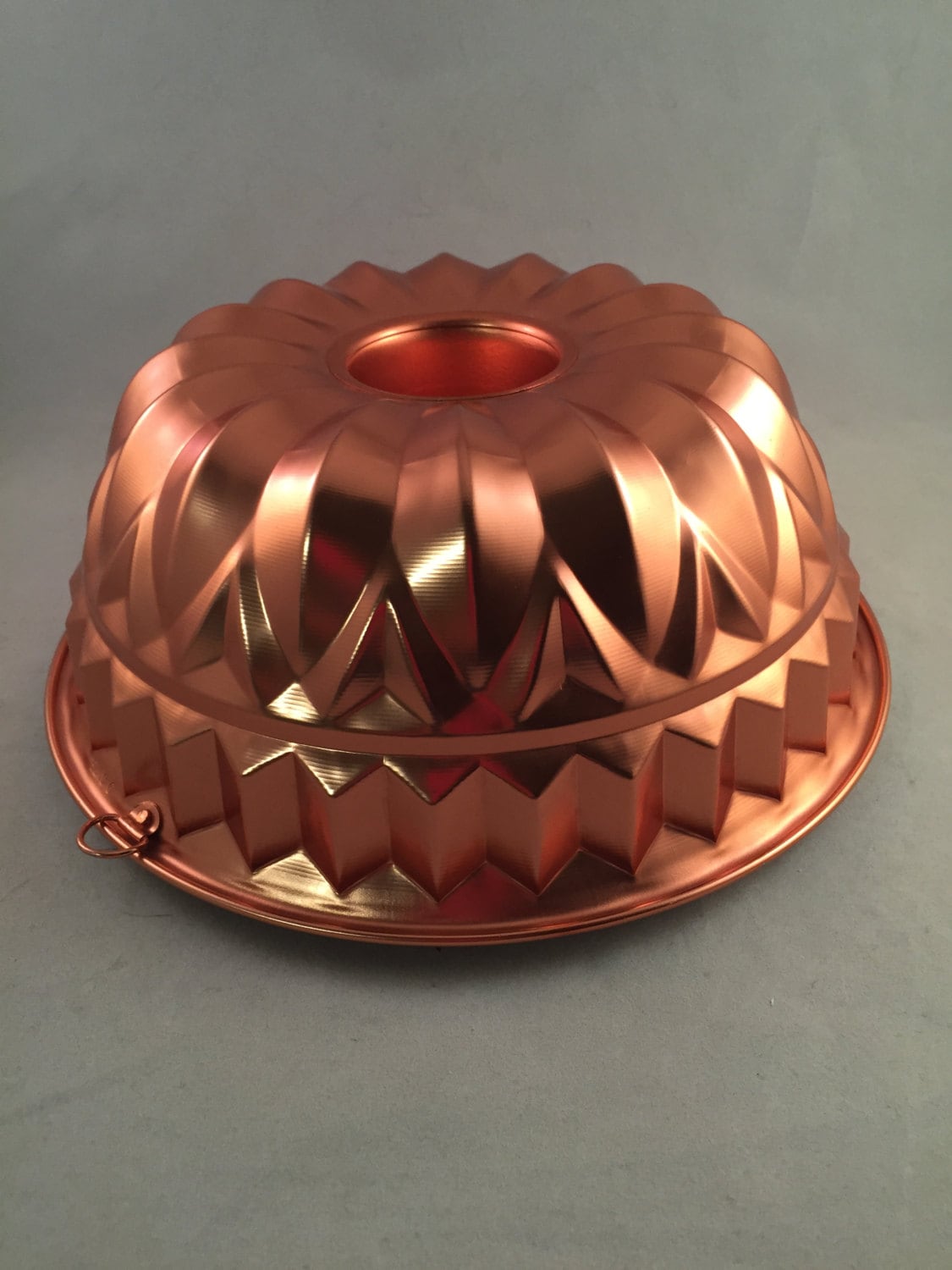 Vintage Copper Bundt Style Jello Mold Cake Pan Kitchen Decor