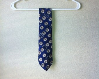 hockey tie tack