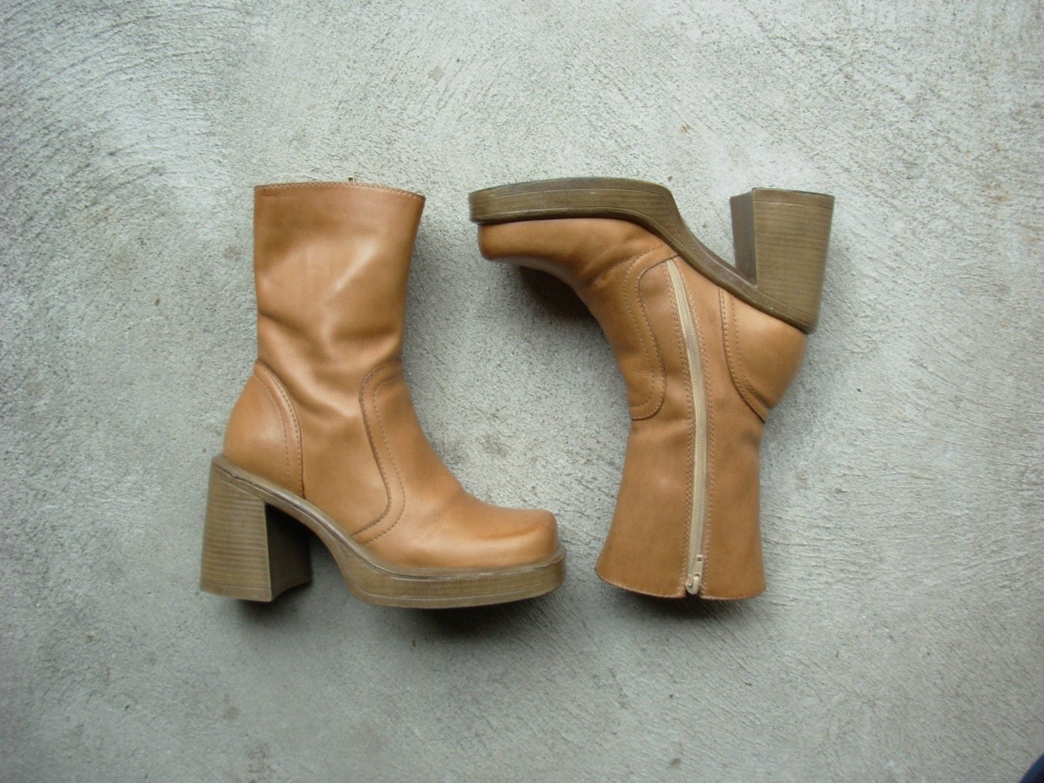 Avenida Fiesta Inspirar Vintage 90's tan leather chunky heeled boots, Steve Madden brand, women's  size 7