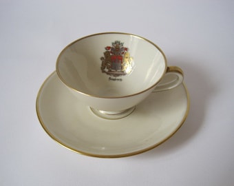 Fine bone china vintage collectable souvenir tea cup from Hamburg, Germany with gilt edges
