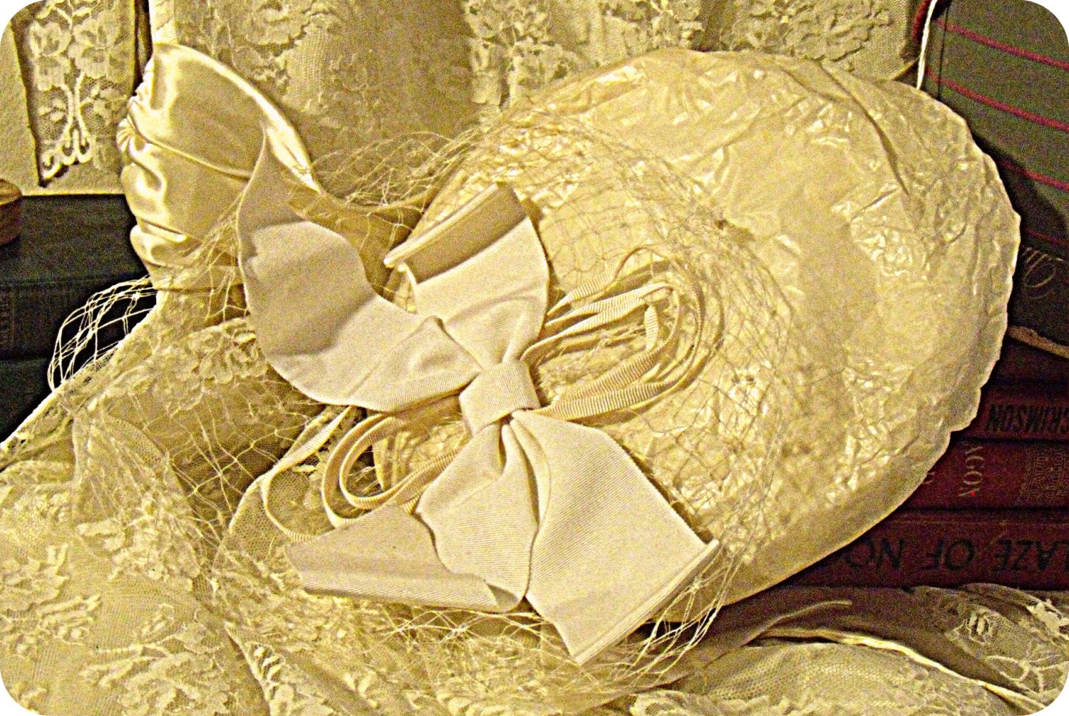 Vintage 1950’s White Net Bow