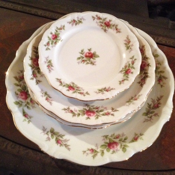 4 Johann Haviland BAVARIA GERMANY PLATES: Pink by CarisHomestead