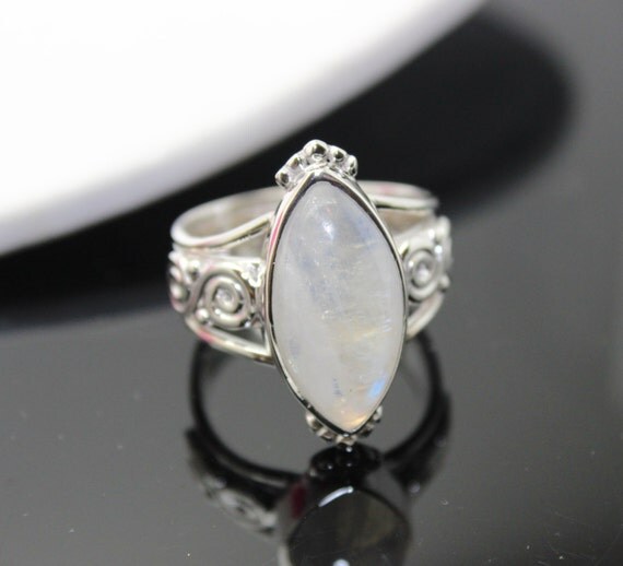 Moonstone Ring,Sterling Silver Ring , Gemstone Ring