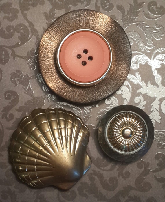 Vintage Button Set of 3 by EstelleIvieDesigns on Etsy