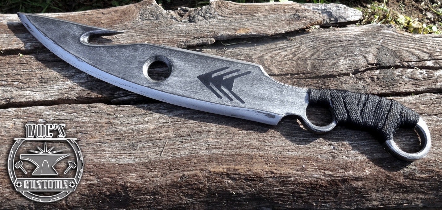 Real Steel Destiny Game Hunters Knife Replica by DocsCustoms