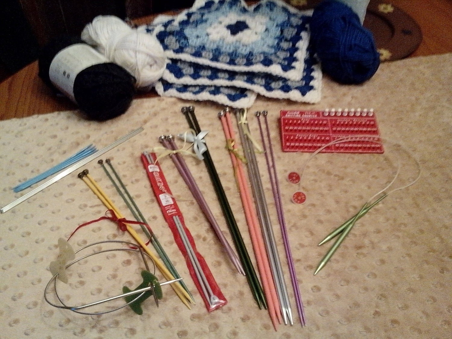 Vintage Knitting Needles Set 1