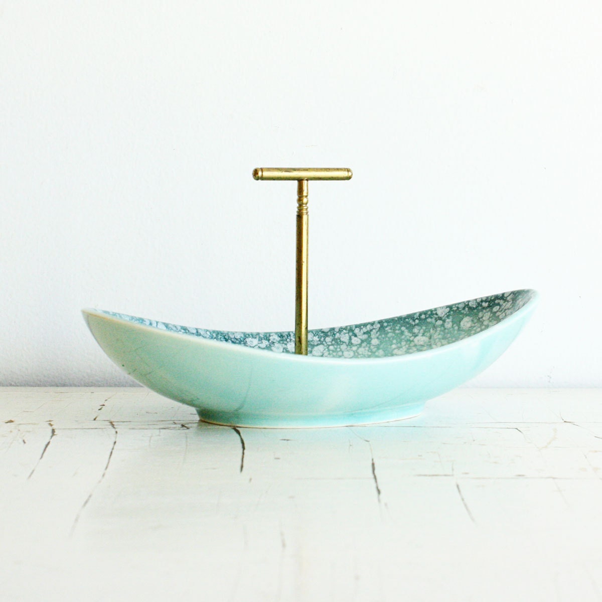 Vintage light blue candy dish speckled egg shaped drip handle