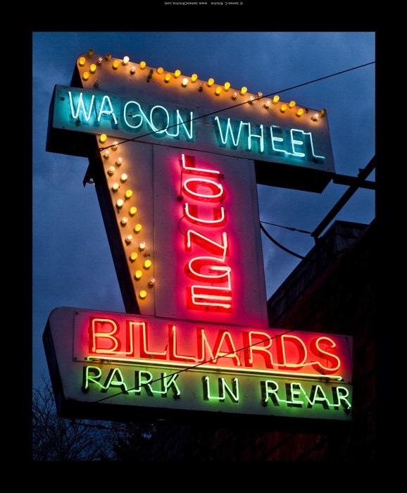 Wagon Wheel Bar Northville Michigan Vintage neon sign