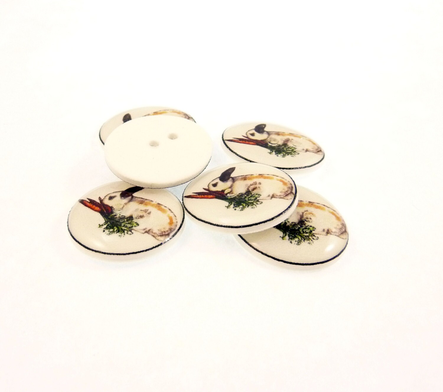 6 Rabbit or Bunny Novelty Sewing Buttons 3/4 or by buttonsbyrobin