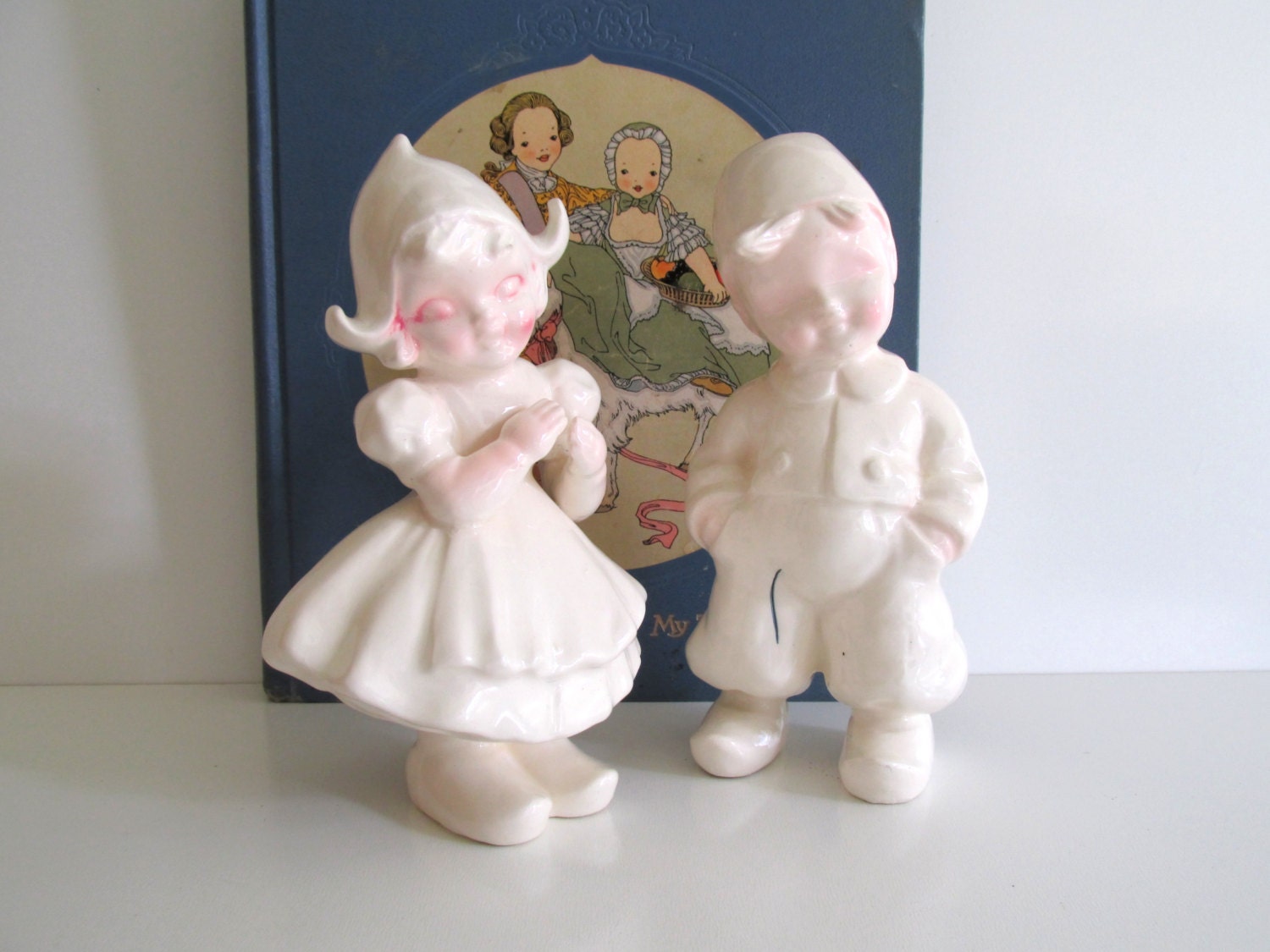 Vintage Kreiss 1956 Figurines Dutch Boy and Girl White