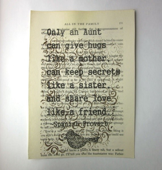 Aunt quote Spanish Proverb print on a book page by ESPARTOstudio