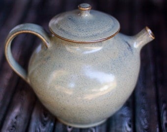 Teapot- Handthrown pottery- 7+ cup capacity, slate grey .
