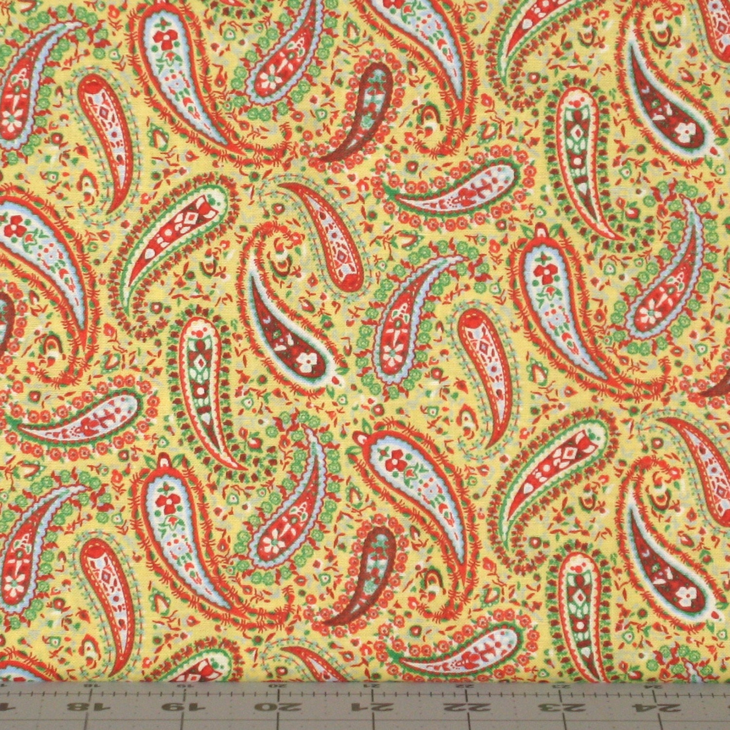 perfect-paisley-in-yellow-quilt-fabric-by-the-yard-by-fabric406