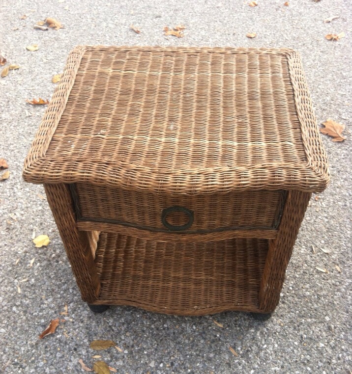 pier one wicker coffee table