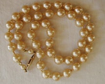 Popular items for single strand pearls on Etsy