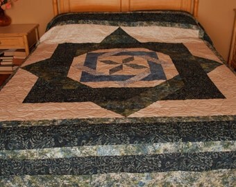 One of a Kind Handmade Queen Size Labyrinth Quilt in Shades of Blue and Green measures 88 by 100 inches made by Barb Lynn quilted by Vicki