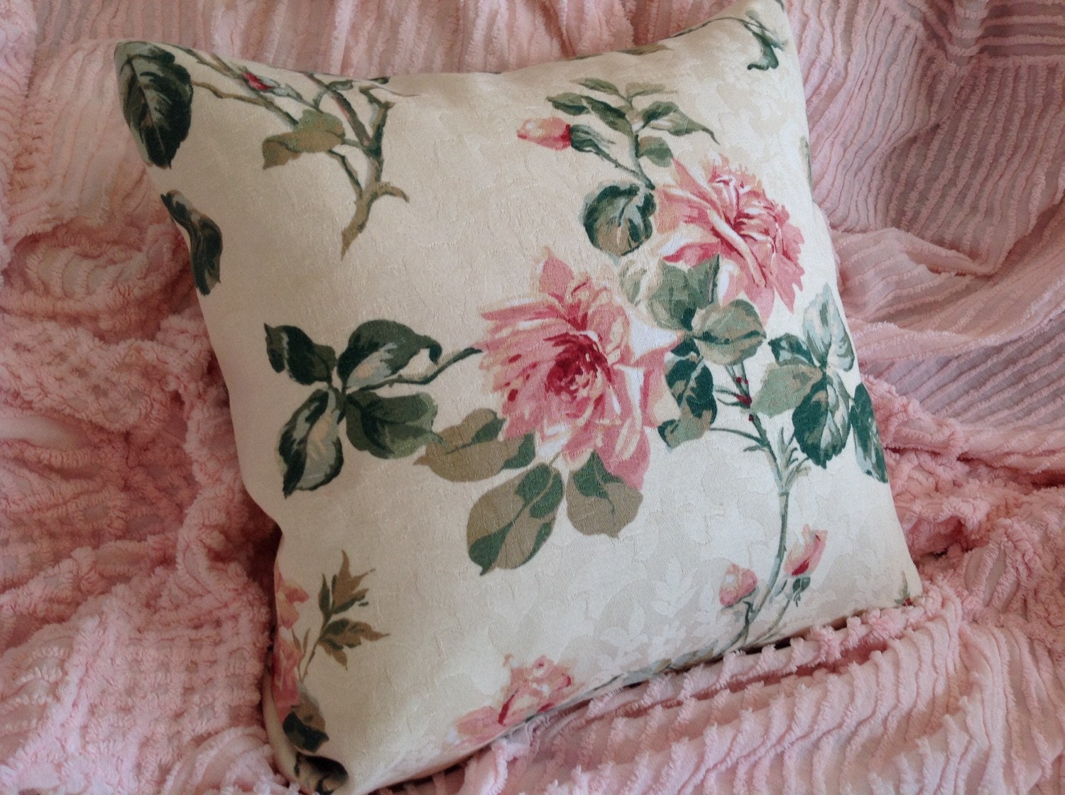 Vintage rose pillow cover Lovely OLD FASHIONED ROSES in pink