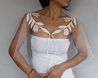 Bridal Cape, Sheer Tulle, Bridal Shawl, Capelet White Bolero, Tulip Applique Lace Romantic Modern Summer Wedding Wear Off-White Cream Stole