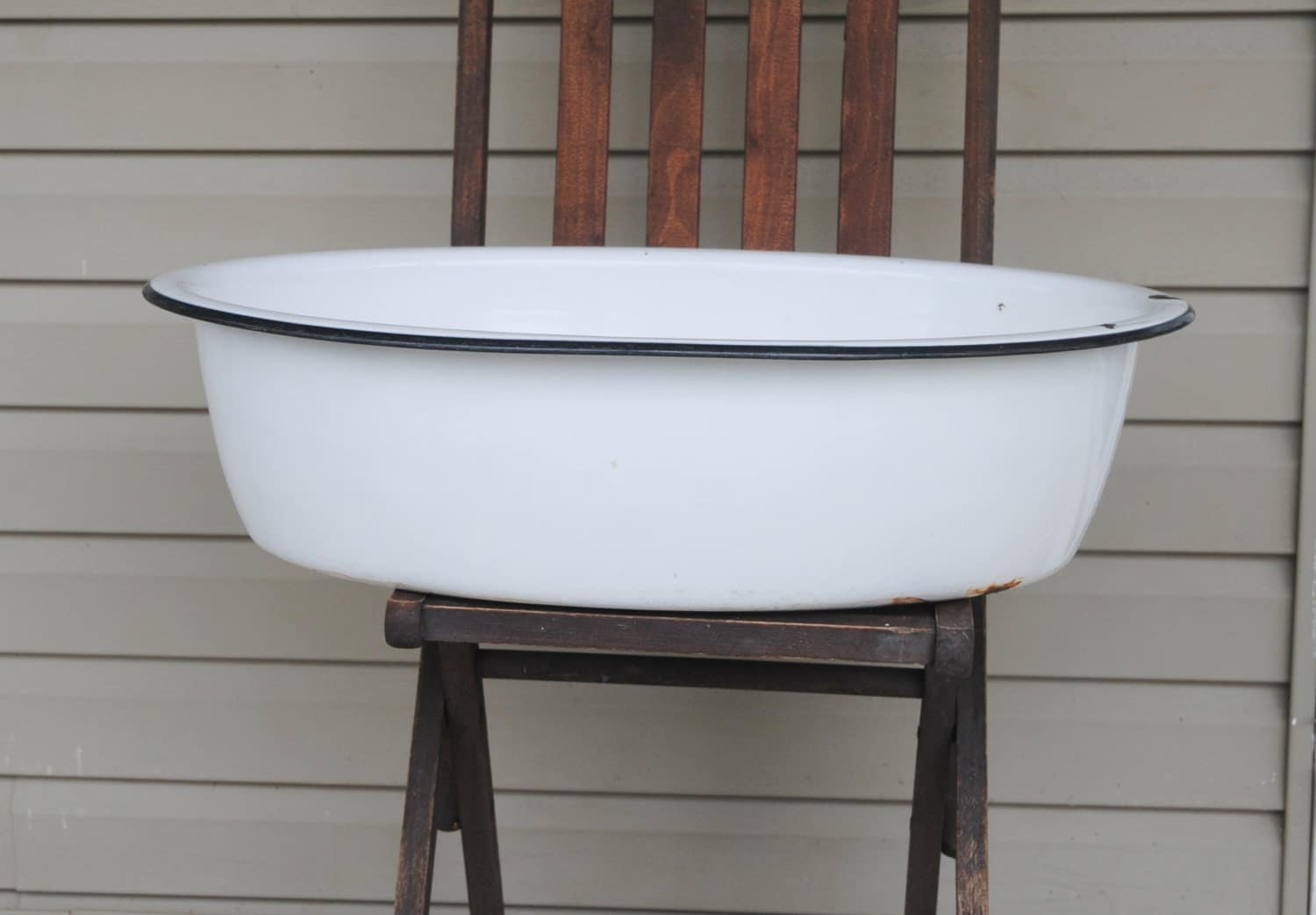 Vintage Enamelware Wash Tub Basin White With Black Trim