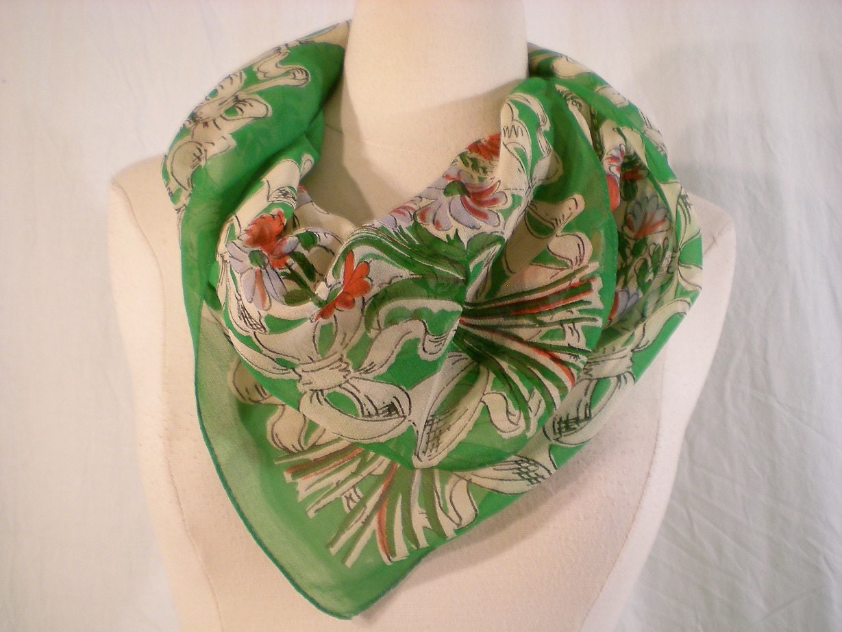 Square Scarf with Red & Blue Floral Print / 30″ x 30″