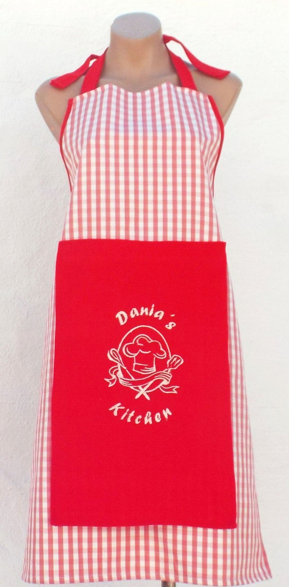 Full Apron with Personalized Attached Hand Towel by BoutiqueDaf