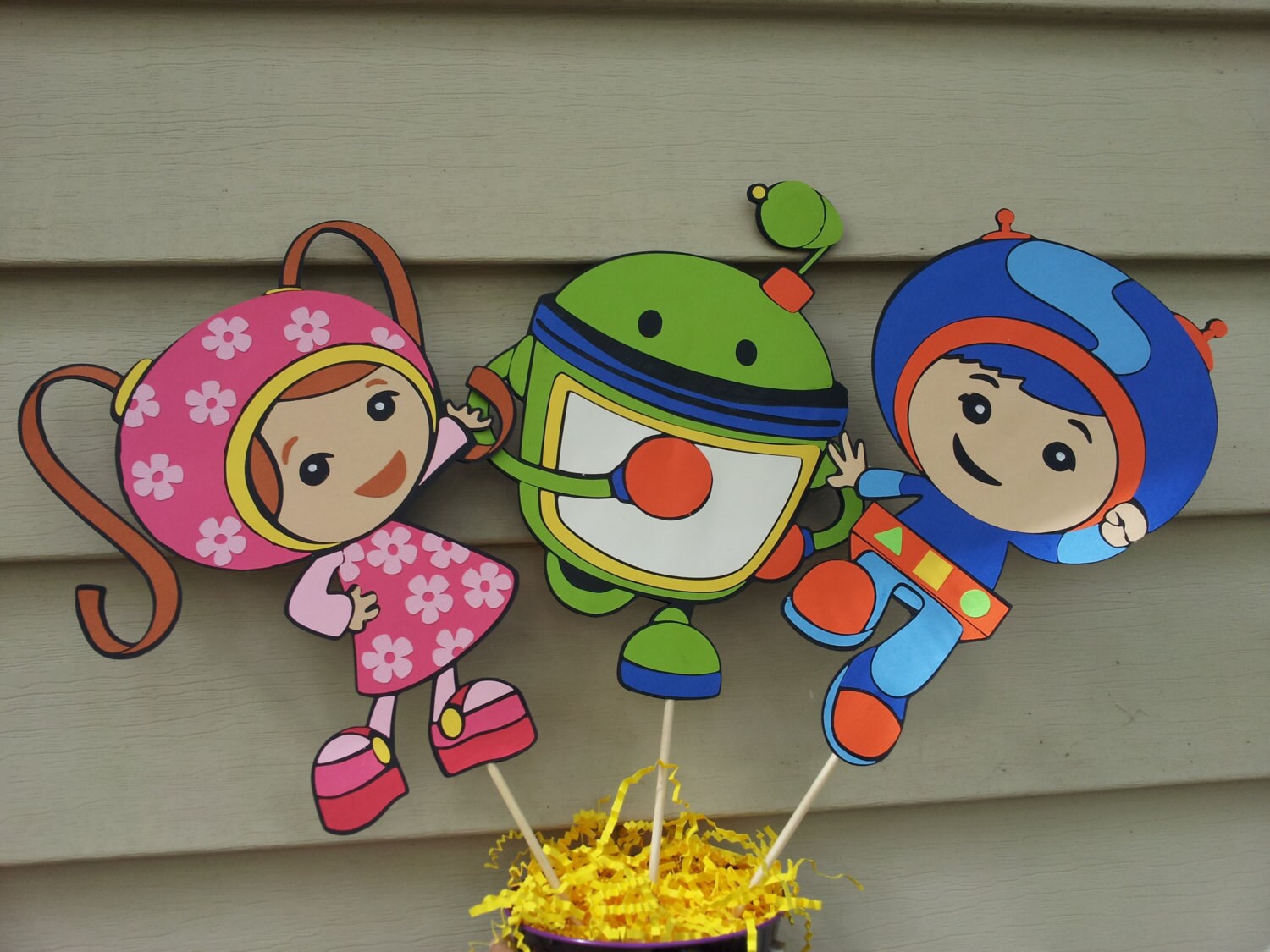 Cardstock figures party decoration
