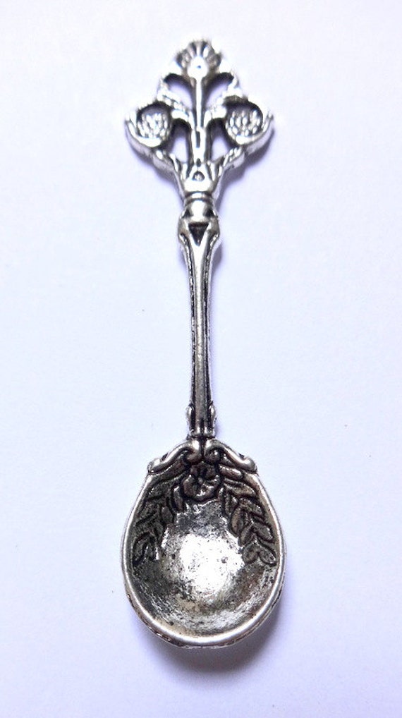 Vintage Style Silver Snuff Spoon Necklace Coke Party Kitsch