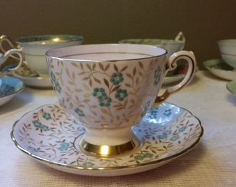 Vintage Tuscan Fine Bone English China Tea Cup and Saucer - Made in England